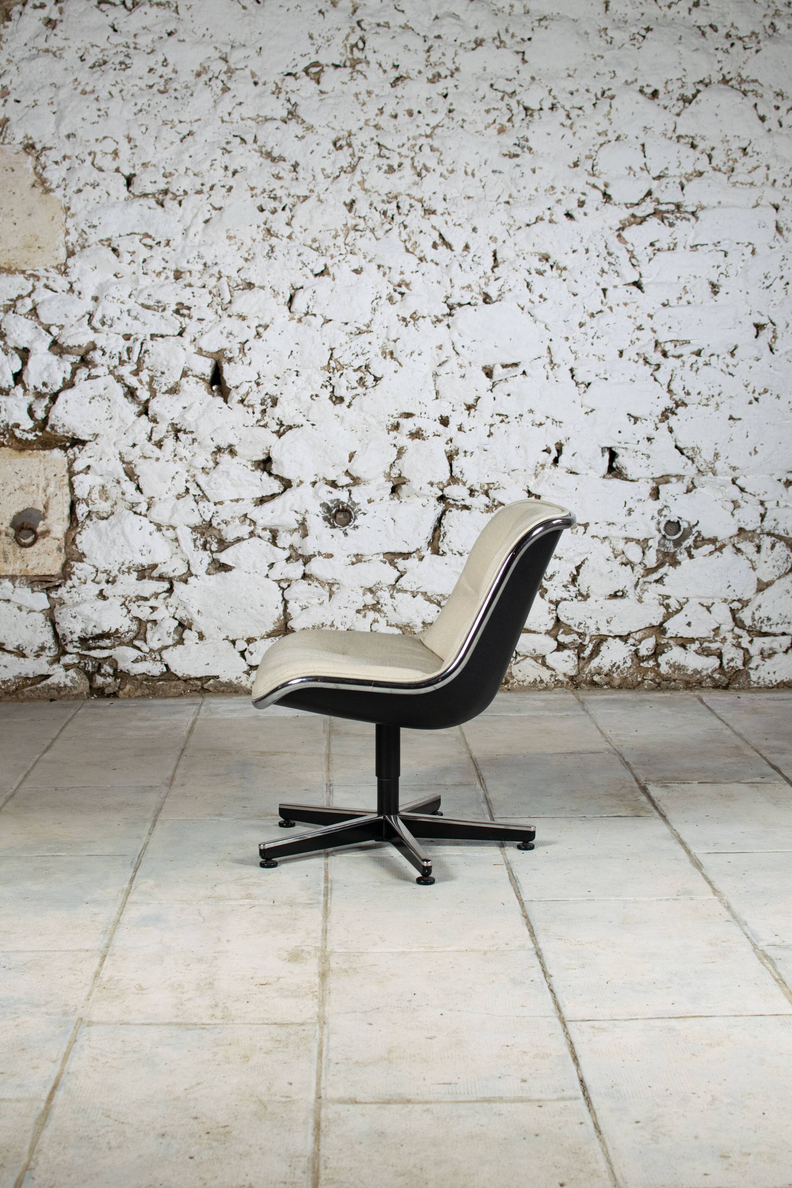 Fauteuil executive Charles Pollock pour Knoll, 1960