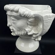 Grand cache-pot faïence blanche têtes de faunes vers 1900