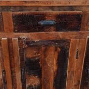 Buffet en bois ancien