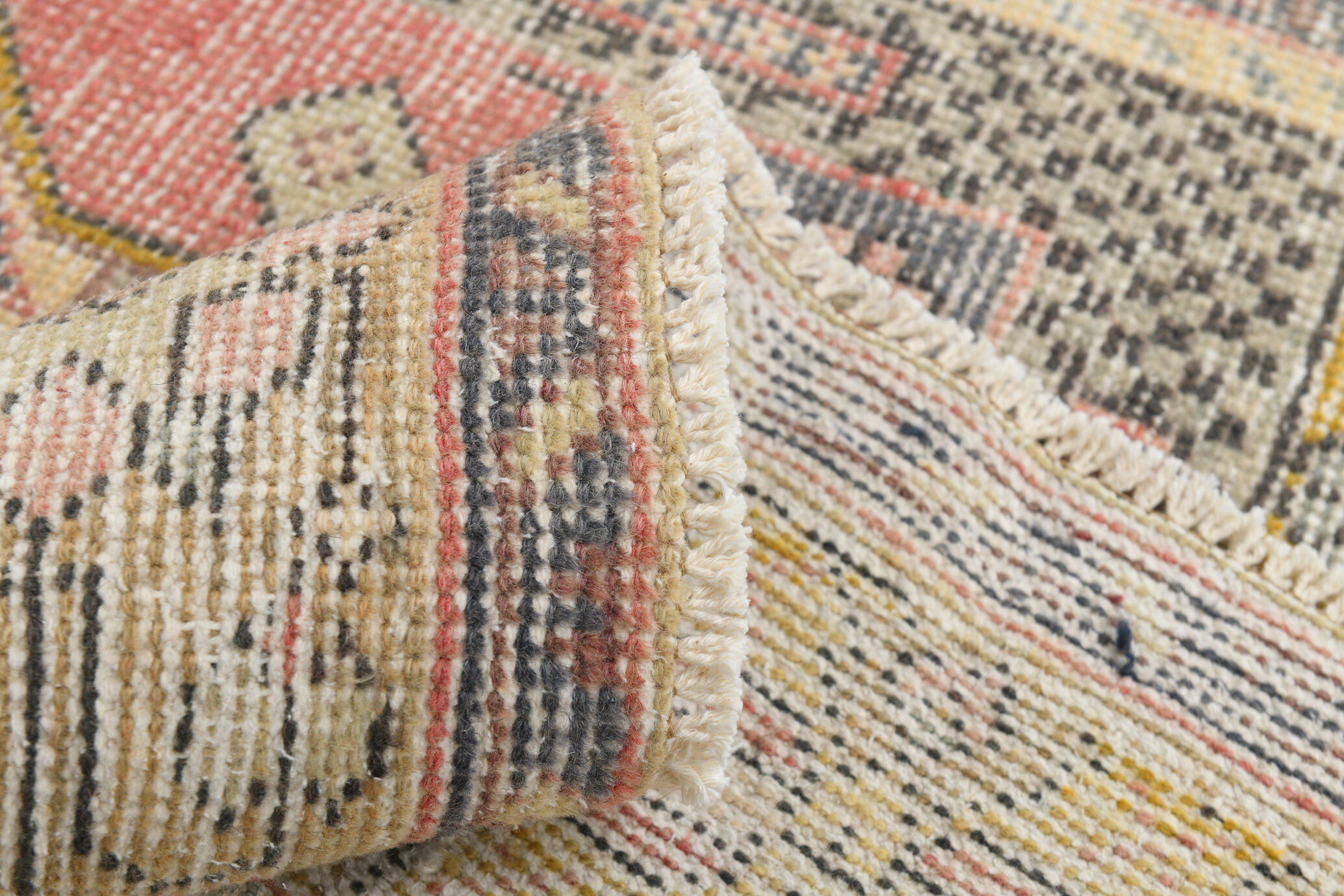 4x8 Pale Red Oriental Vintage Rug, 132x260Cm