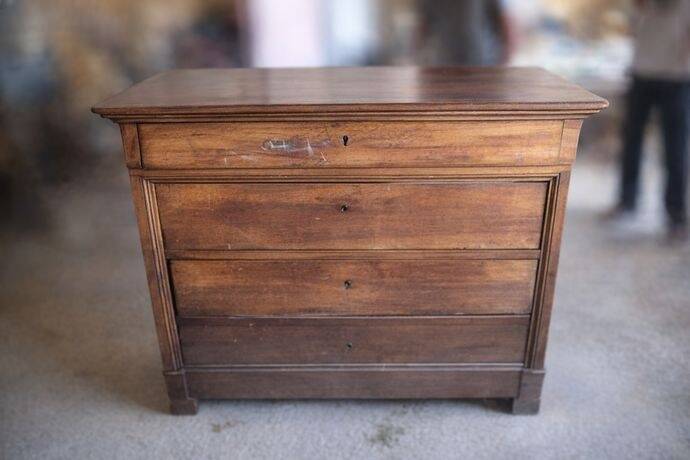 Antique Louis-Philippe style chest of drawers in wood – 4 drawers – approx. L125 x D60 x H100 cm