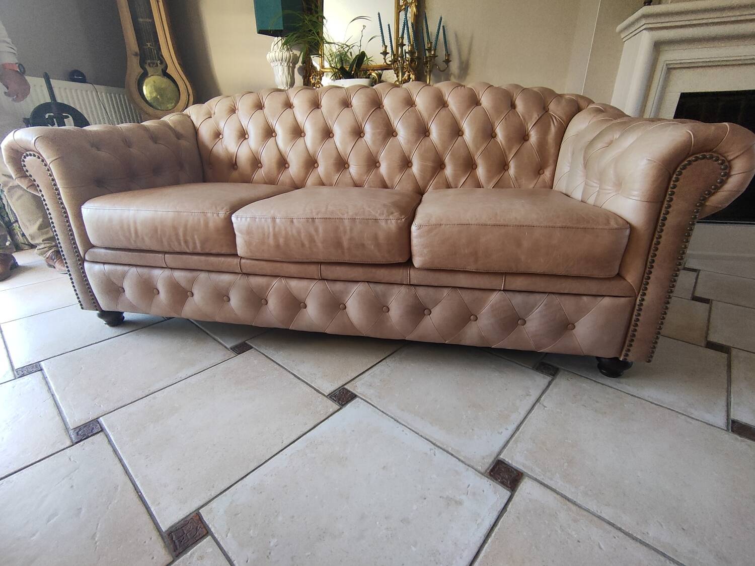Salon trois pièces chesterfield
