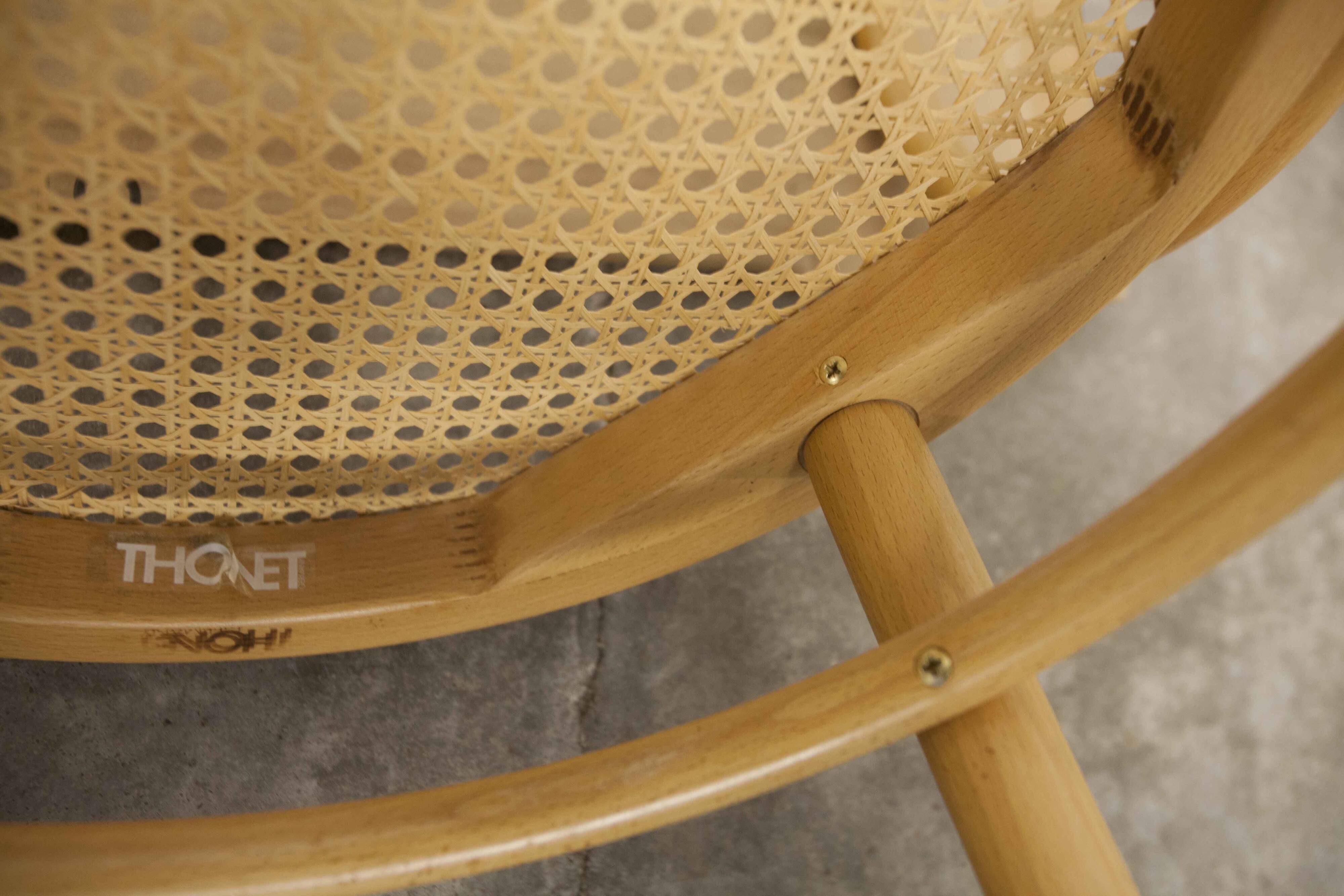 Fauteuil Thonet 210 R cannage couleur miel