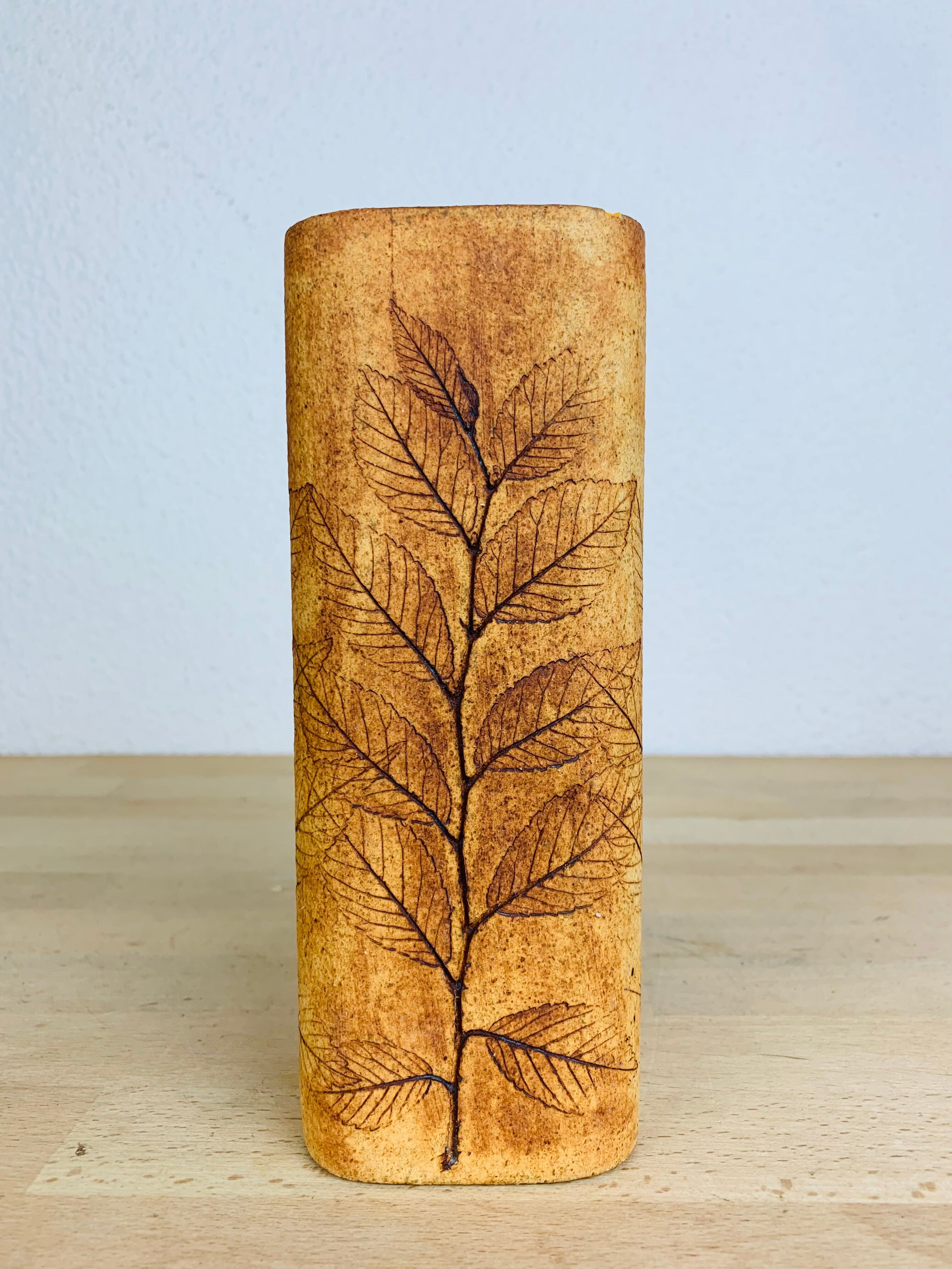 Raymonde Leduc herbarium vase in Vallauris