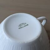 4 tea cups