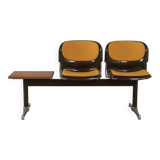 Space Age waiting bench by Drabert