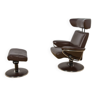 Fauteuil de salon ergonomique avec pouf modèle Stressless d'Ekornes, années 2000, lot de 2