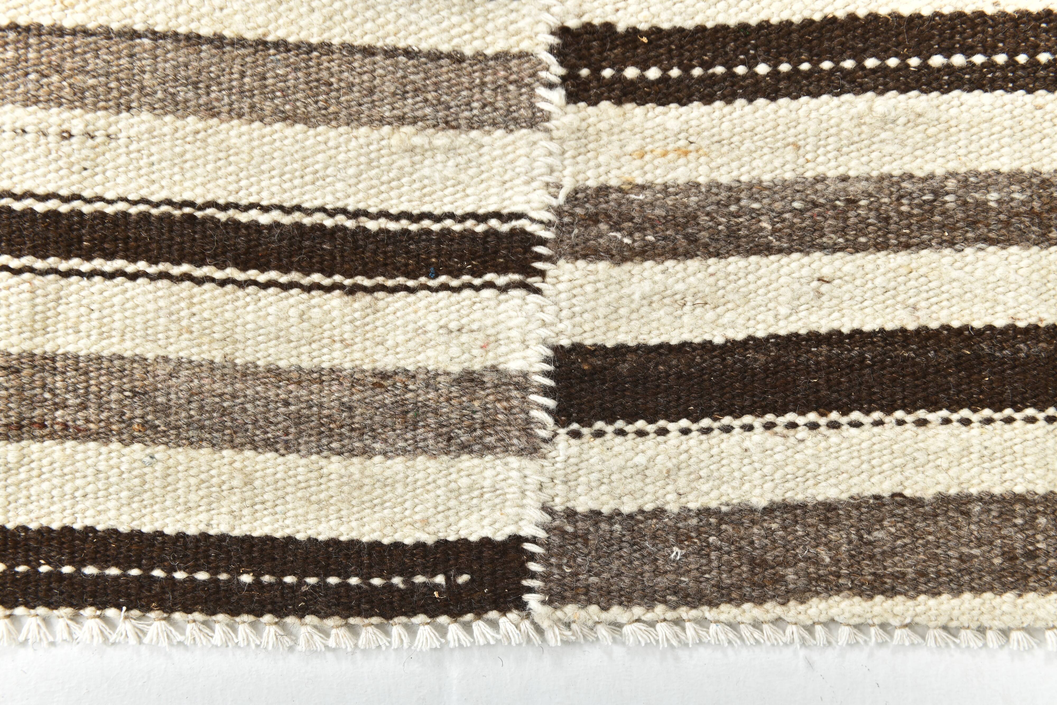 8x10 Dark Brown & Beige Kilim Rug 239x293Cm SK 35486