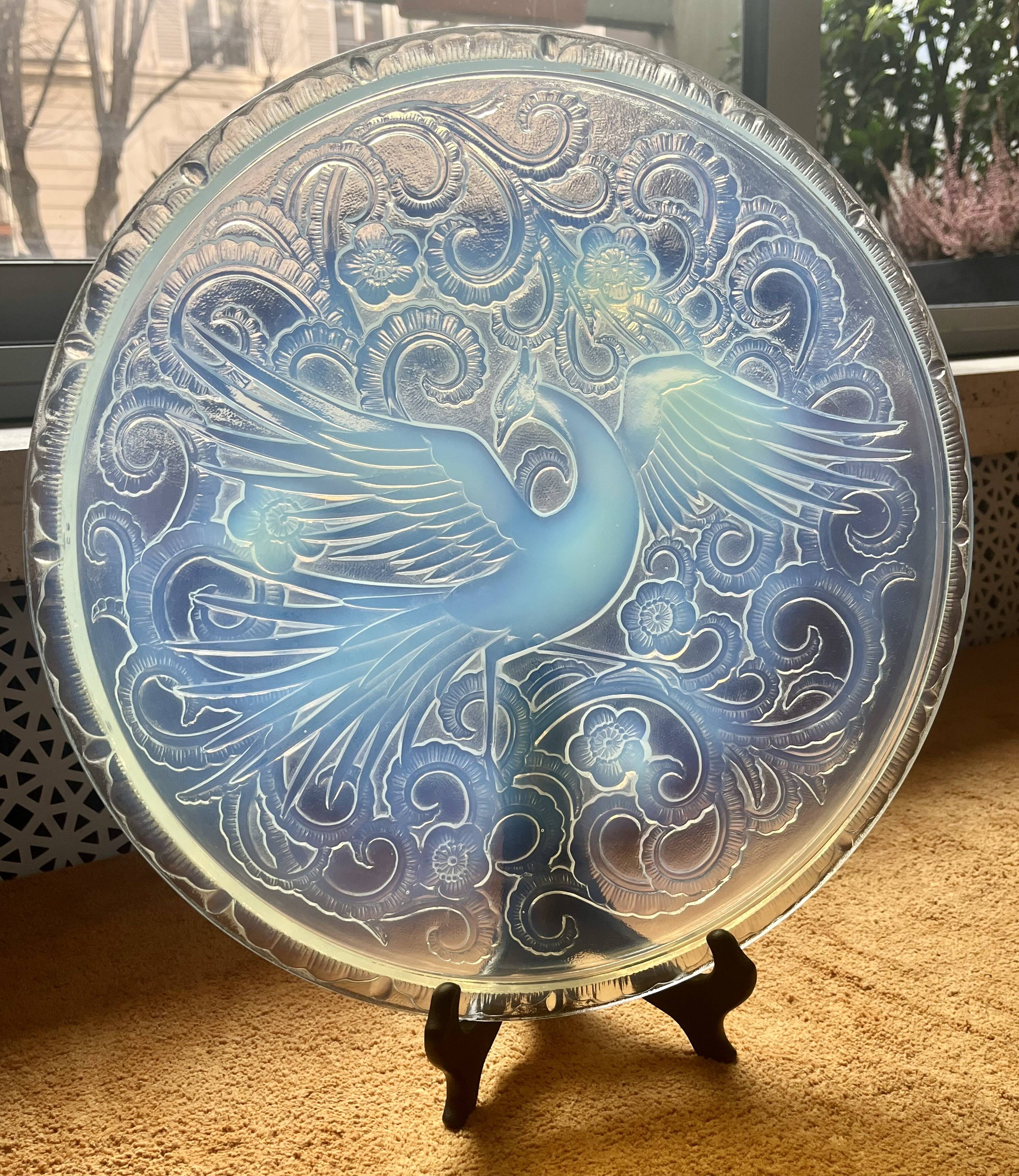 Large glass plate - Signed - P. D'Avesn - Excellent condition