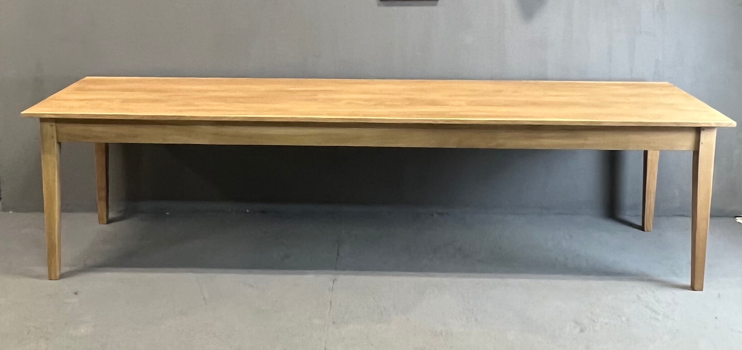 Farm table with tapered legs (300 cm x 90 cm)