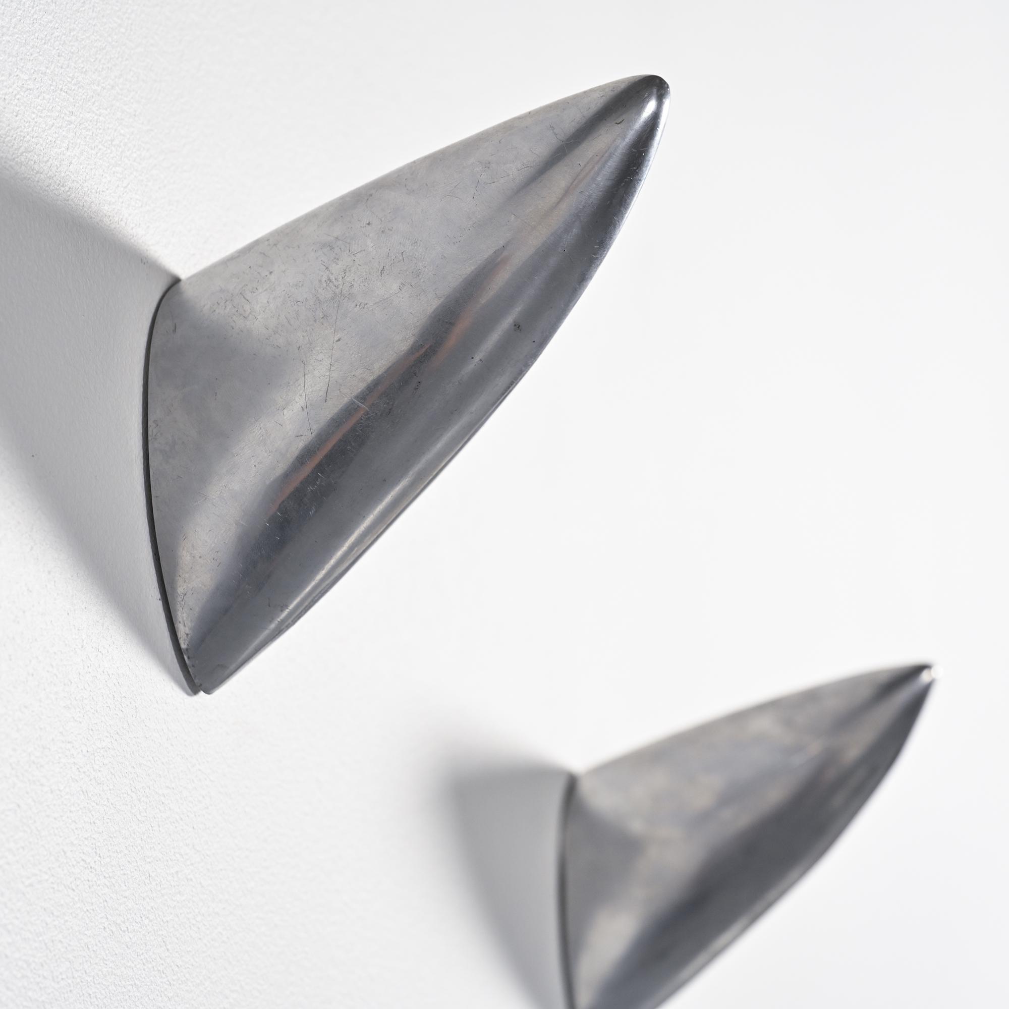 Pair of coat hooks "Chab Wellington" by Philippe Starck, O.W.O 1987