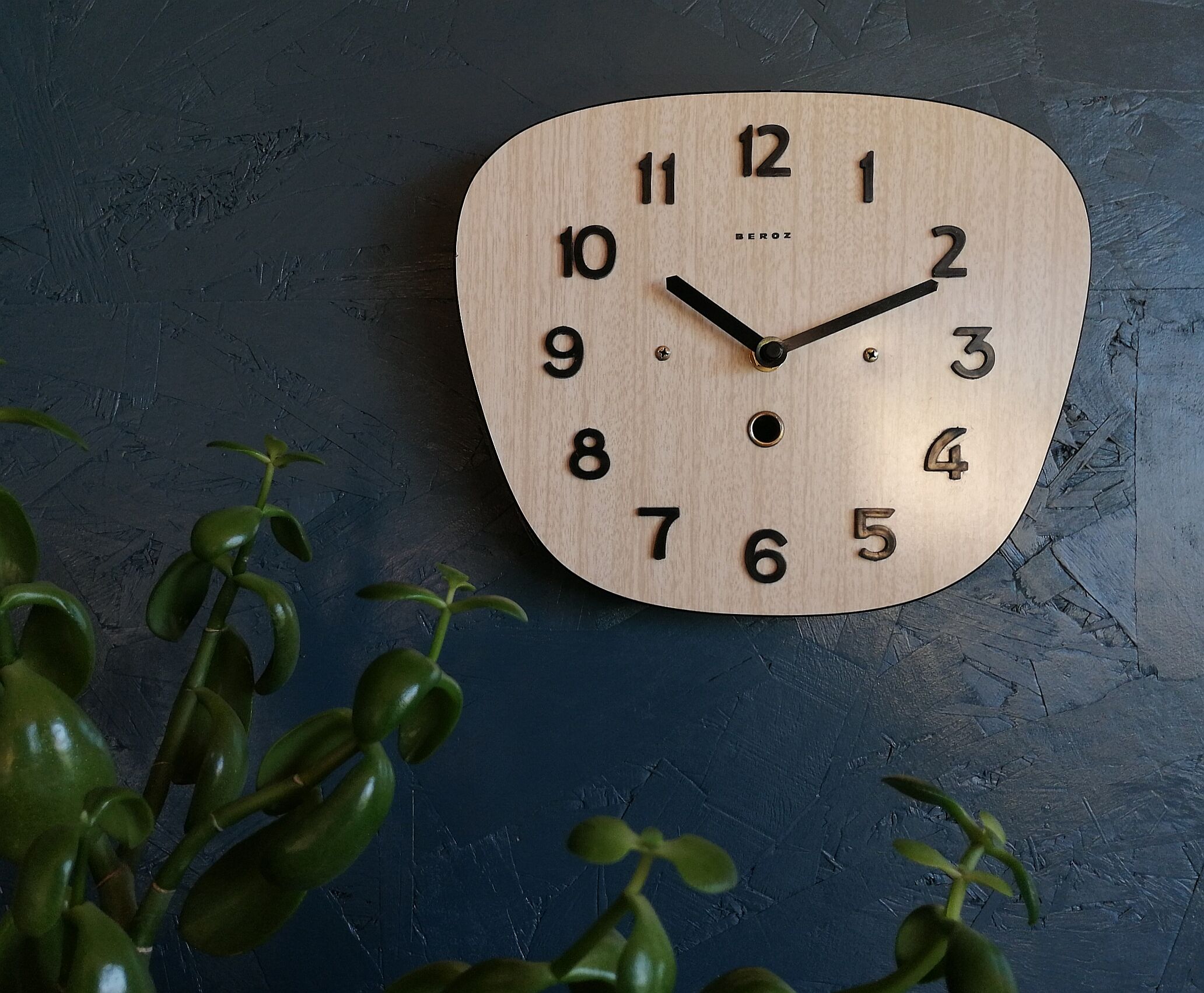 Vintage clock formica silent wall clock "Beroz beige wood"