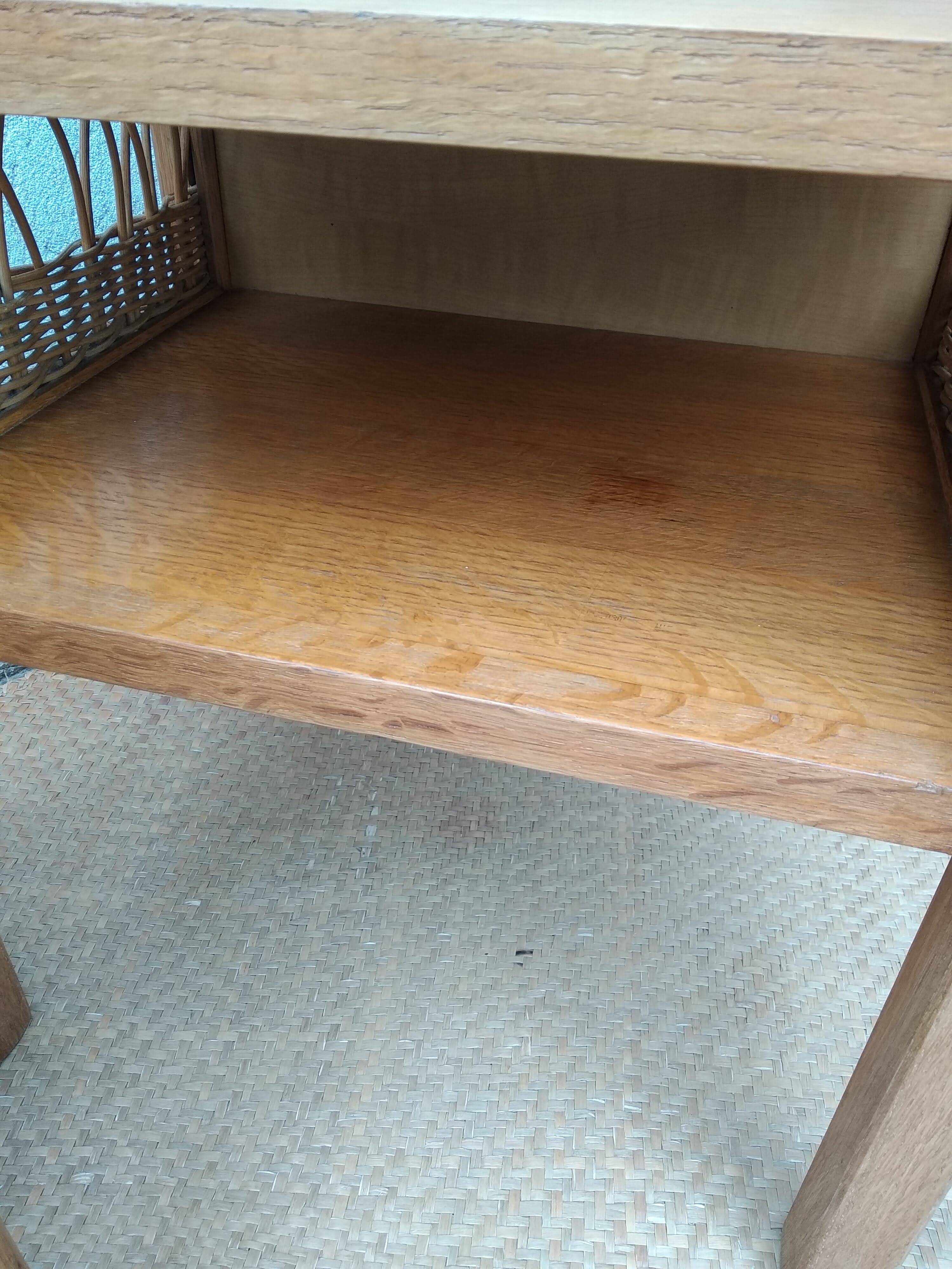 Paire de chevets bois et rotin