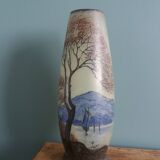Vase au décor peint signé Jem Joseph Mure