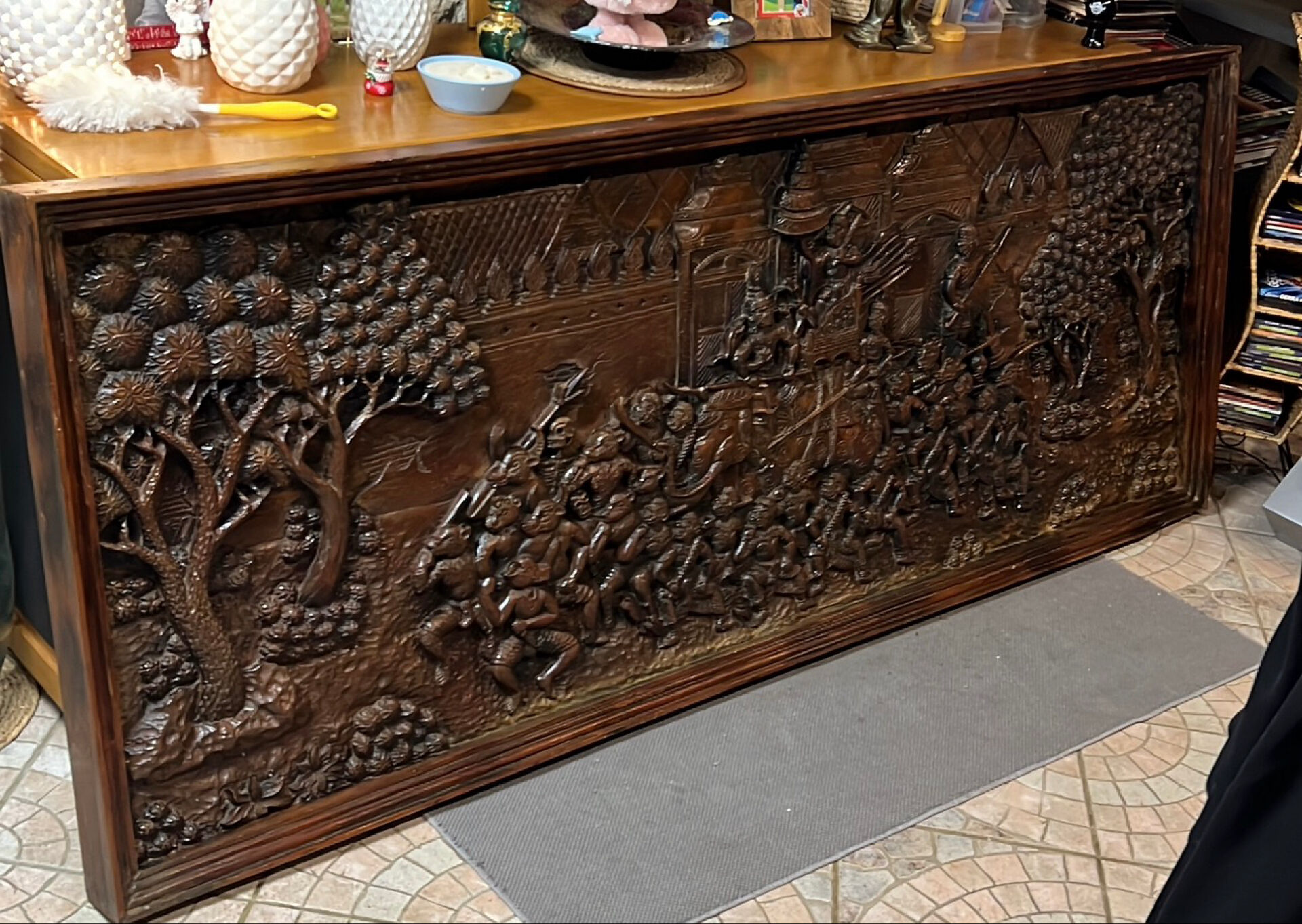 Large Balinese carved panel - scene from the Ramayana