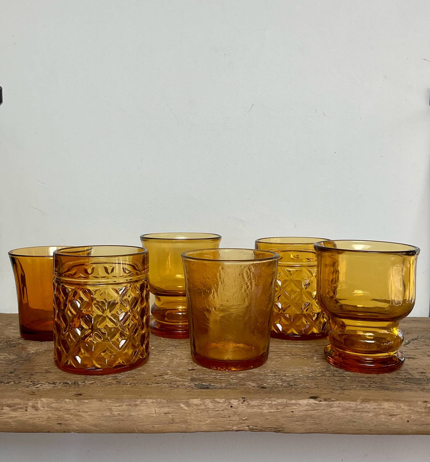 6 verres vintage ambre dépareillés