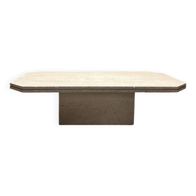 Table basse design en travertin brut, milieu XXème italie 1970