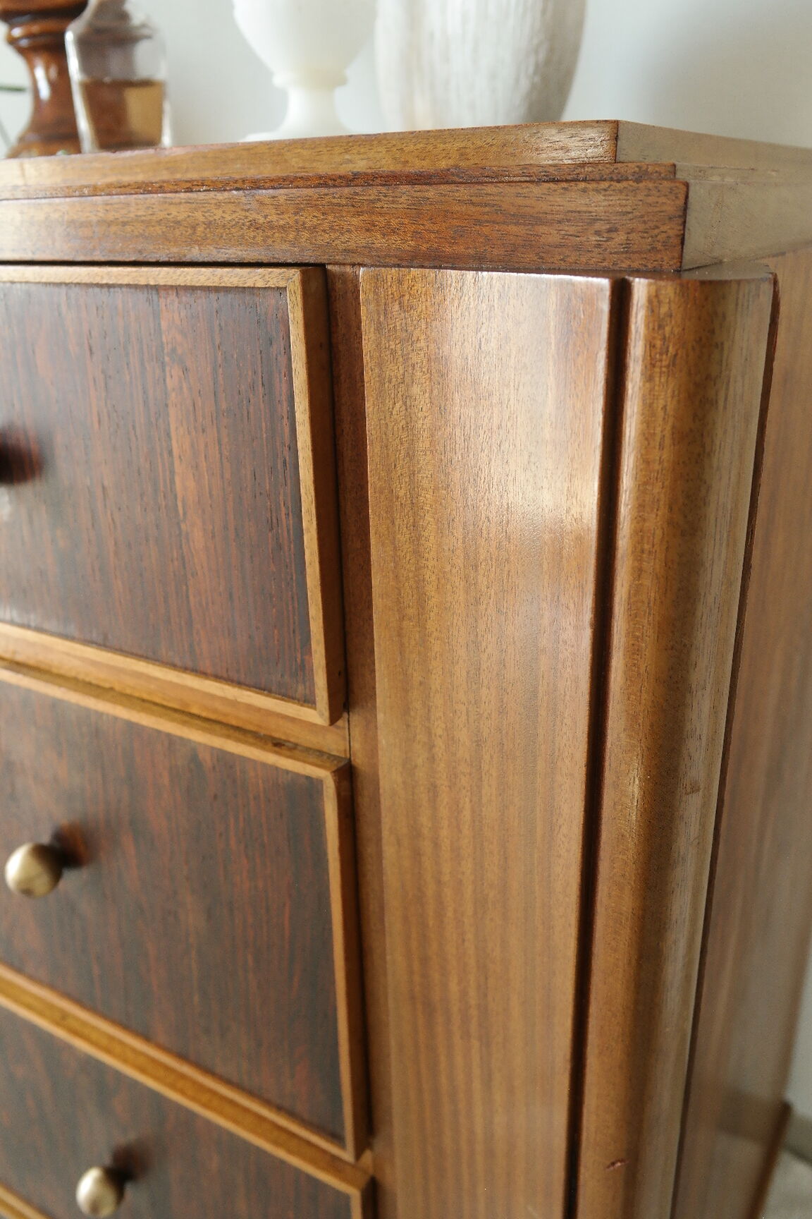 Commode art déco en palissandre et acajou