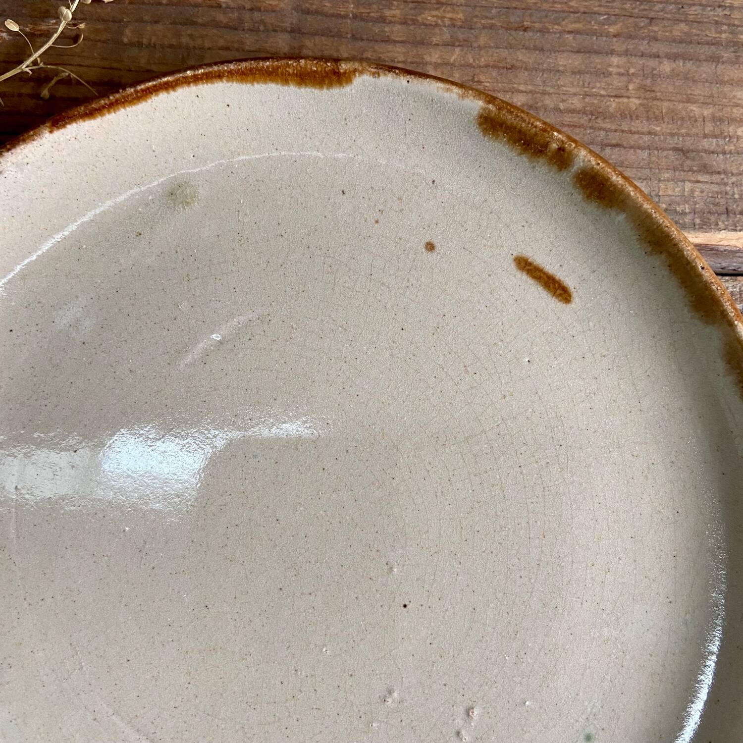 6 stoneware dessert plates