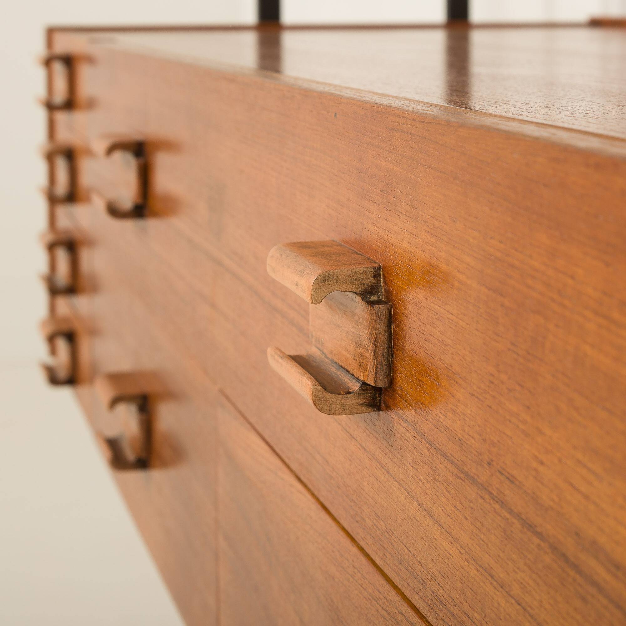 Italian free standing shelving unit with drawers, 1970s