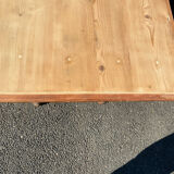 Community table