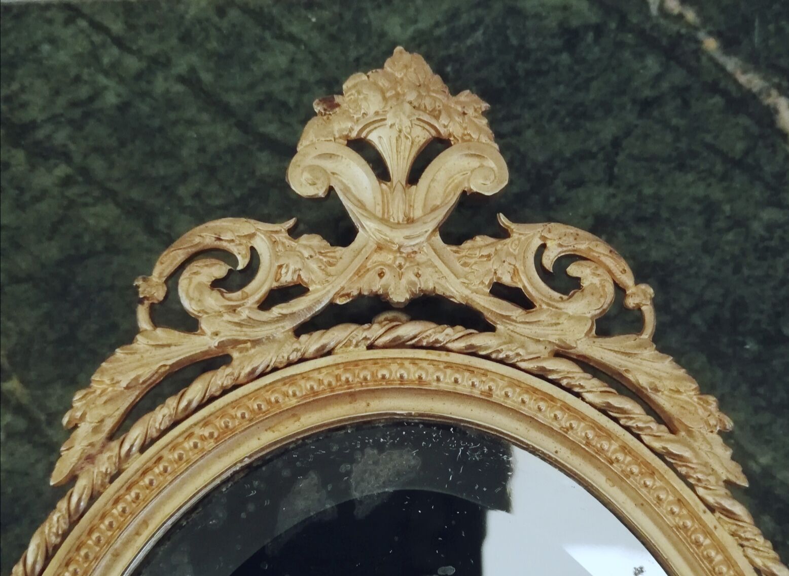 Miroir biseauté à main ou à suspendre en laiton doré