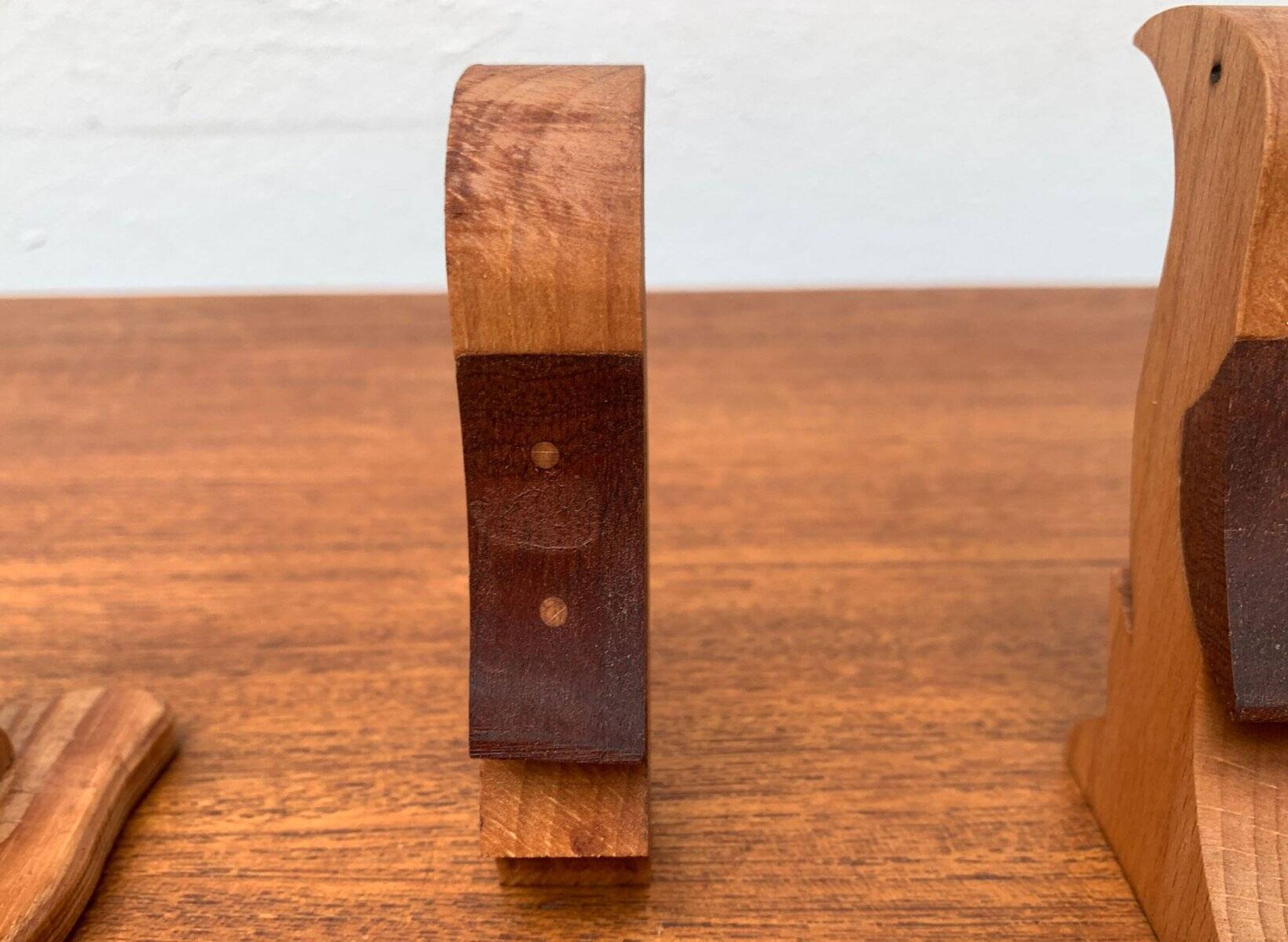 Vintage wooden penguin sculpture, set of 3.