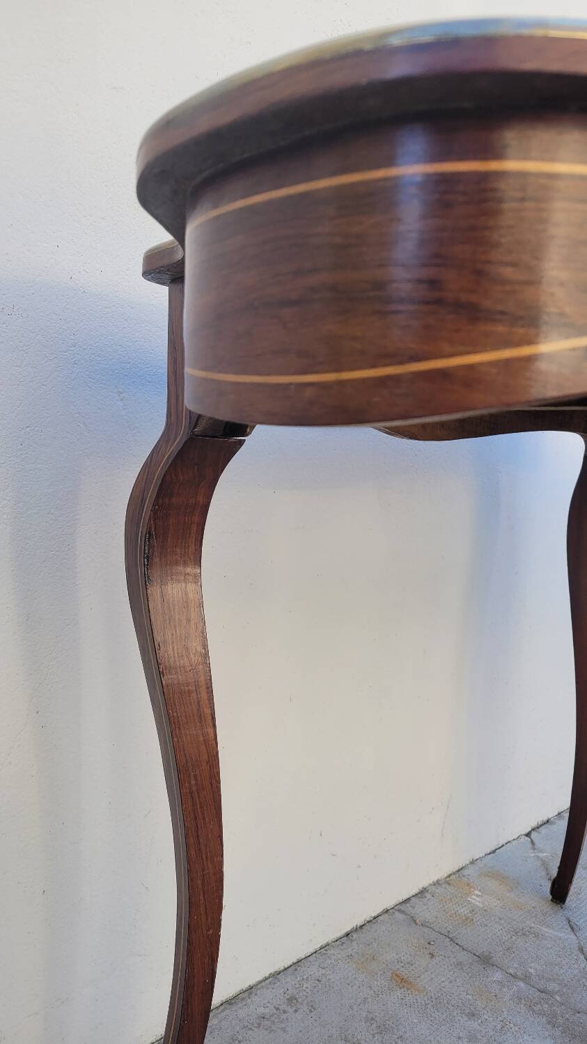 Napoleon III violin-shaped middle desk table 19th in marquetry