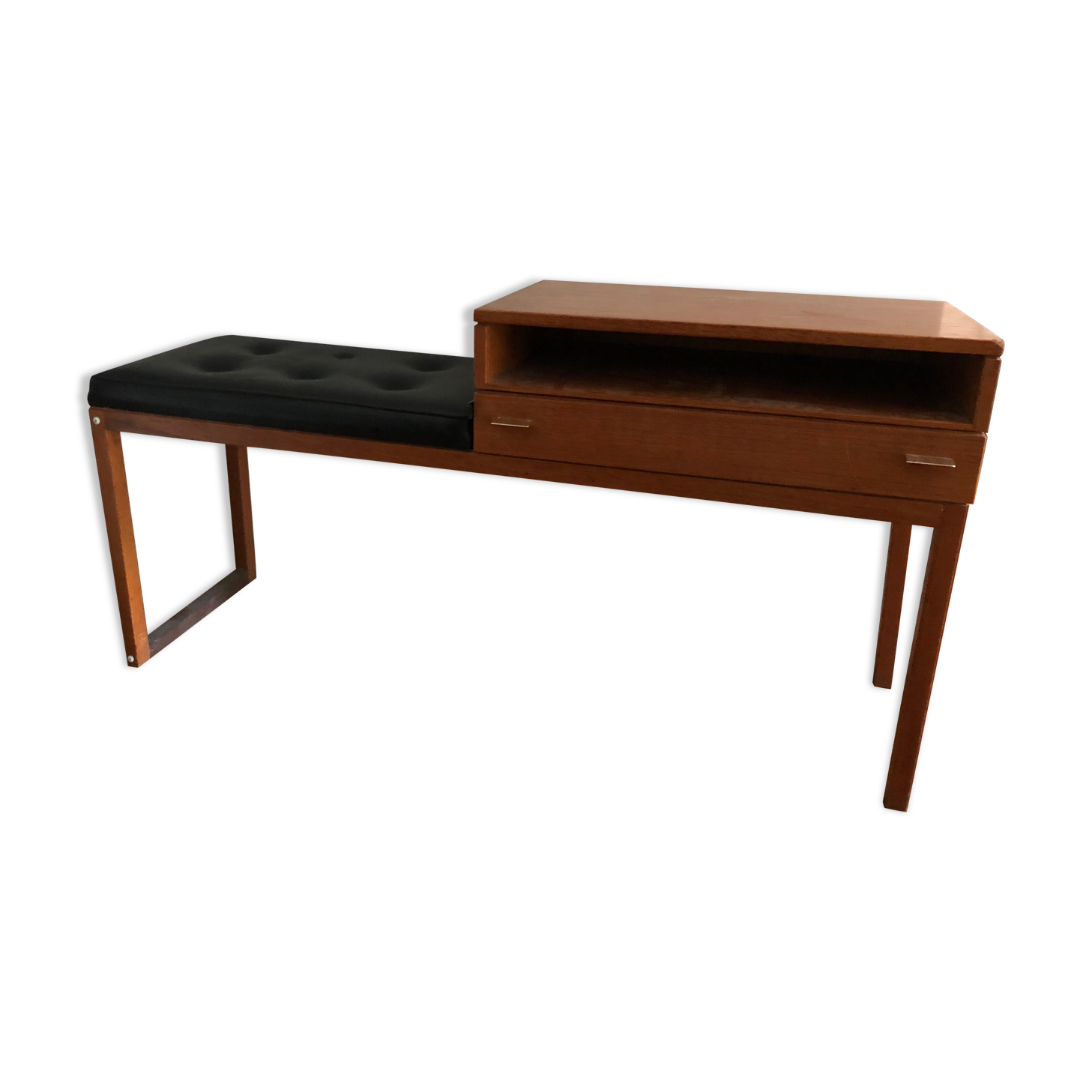 Scandinavian entrance bench