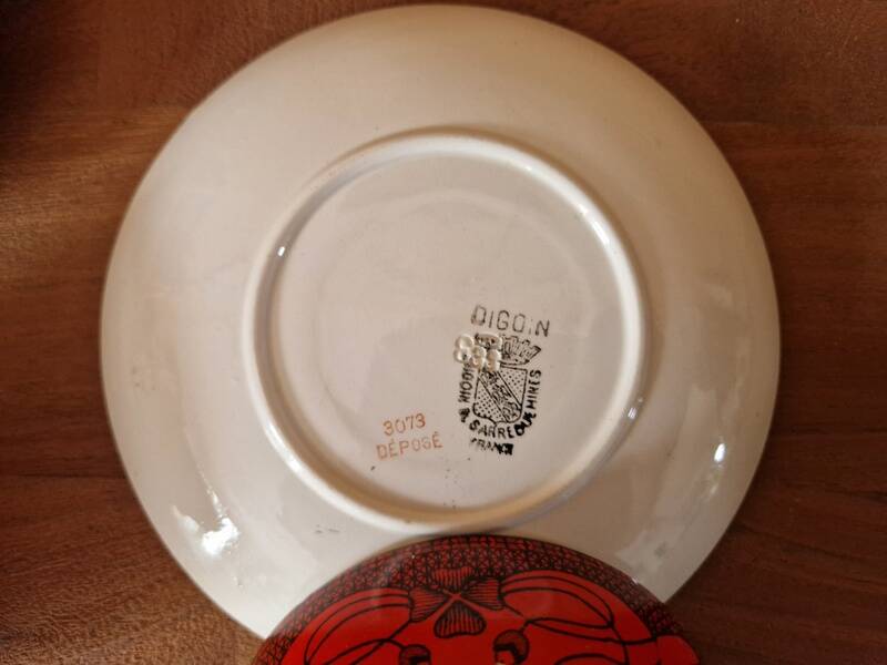 Digoin and Sarreguemines - Faience cup service in Art Nouveau style