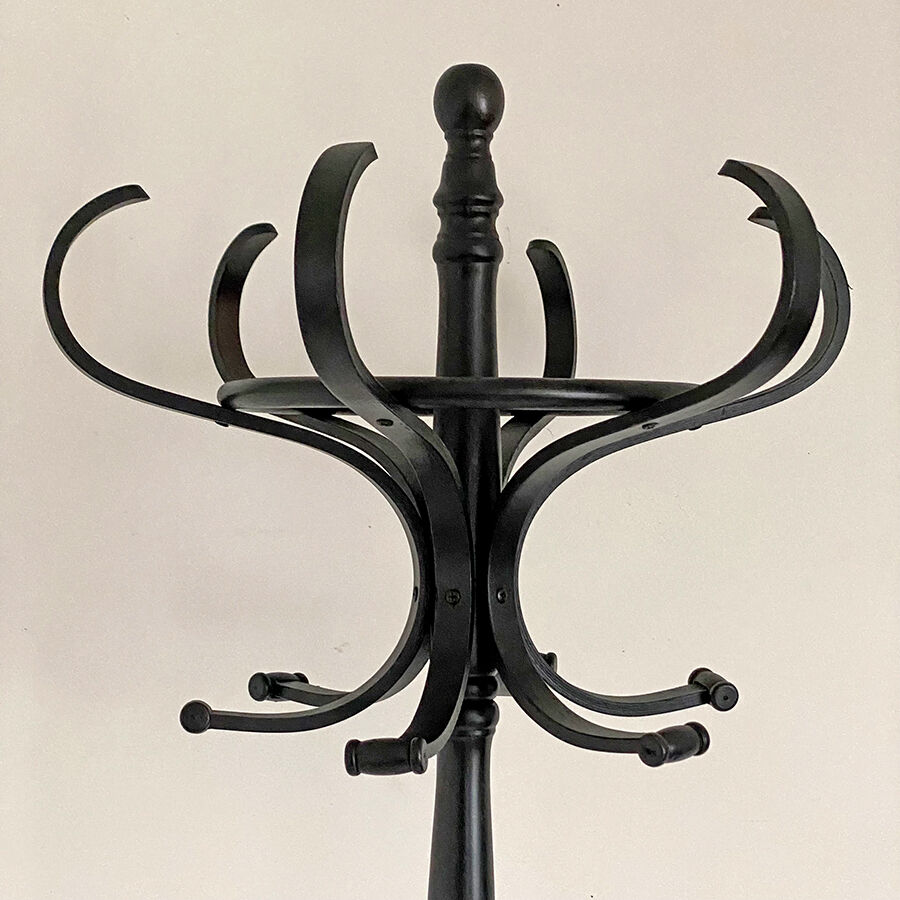 Black Parrot Coat Rack