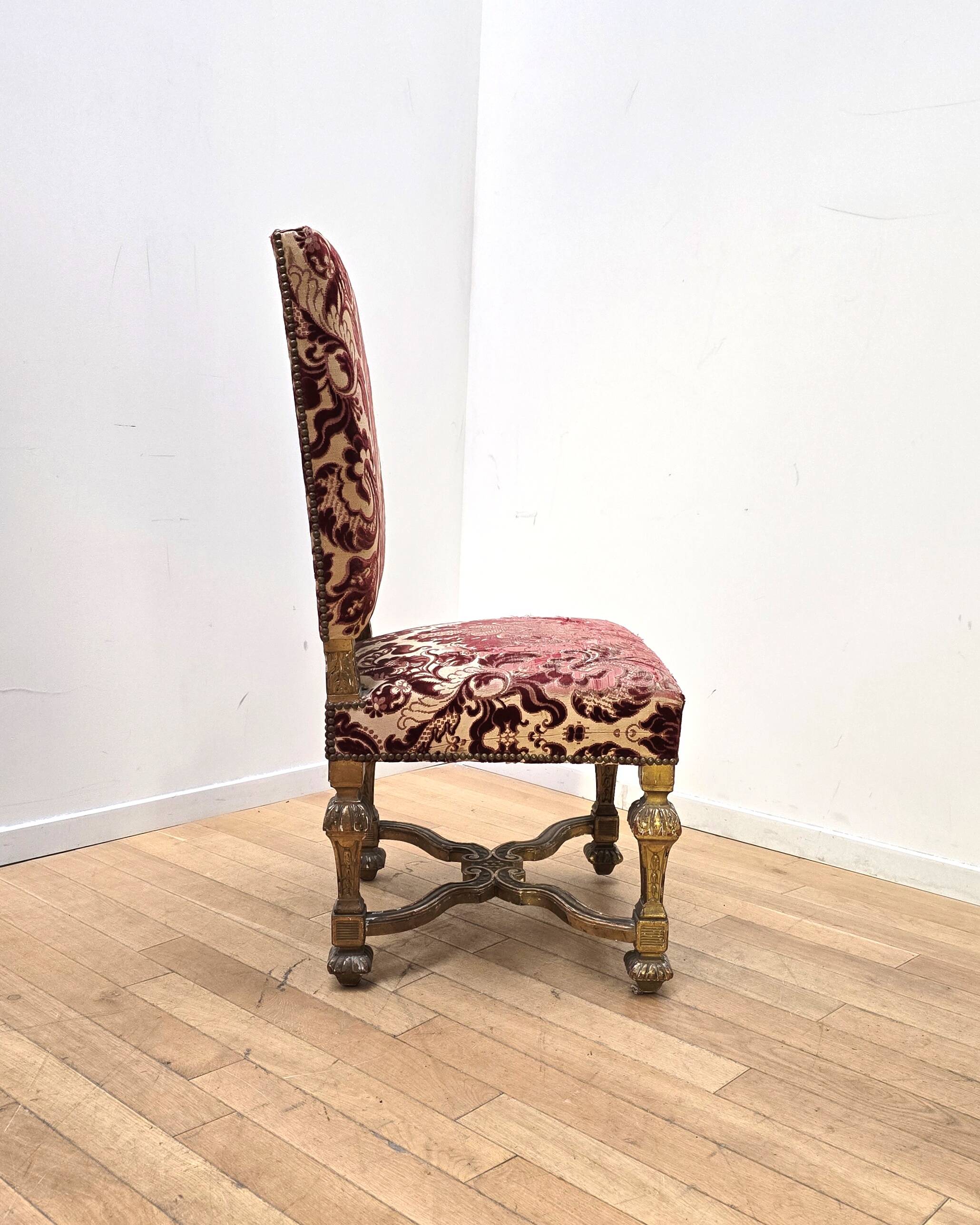 Fauteuil style Louis XIII