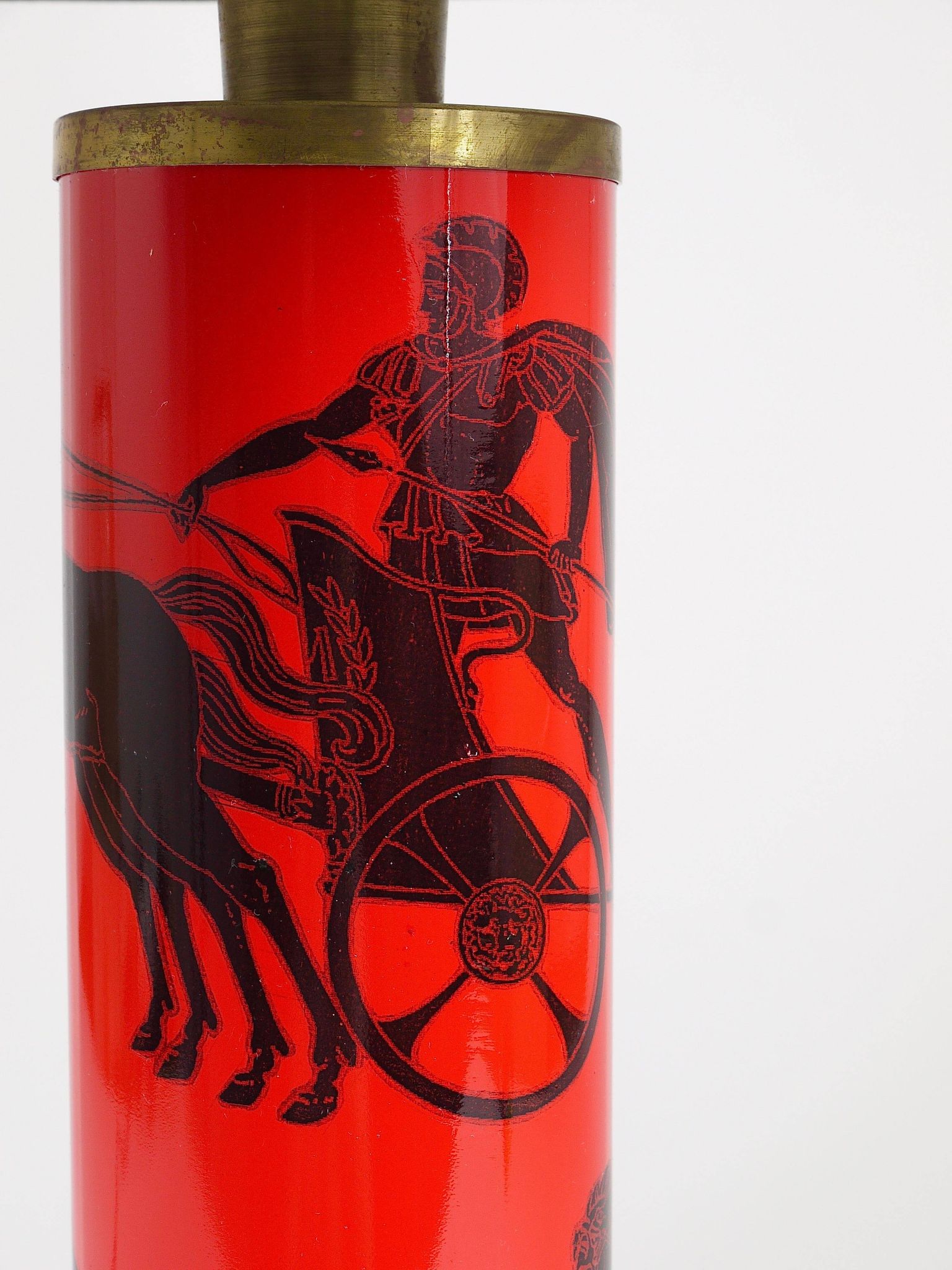 Piero Fornasetti Grande table lamp Bighe red and black mid-century, Italy, 1950s