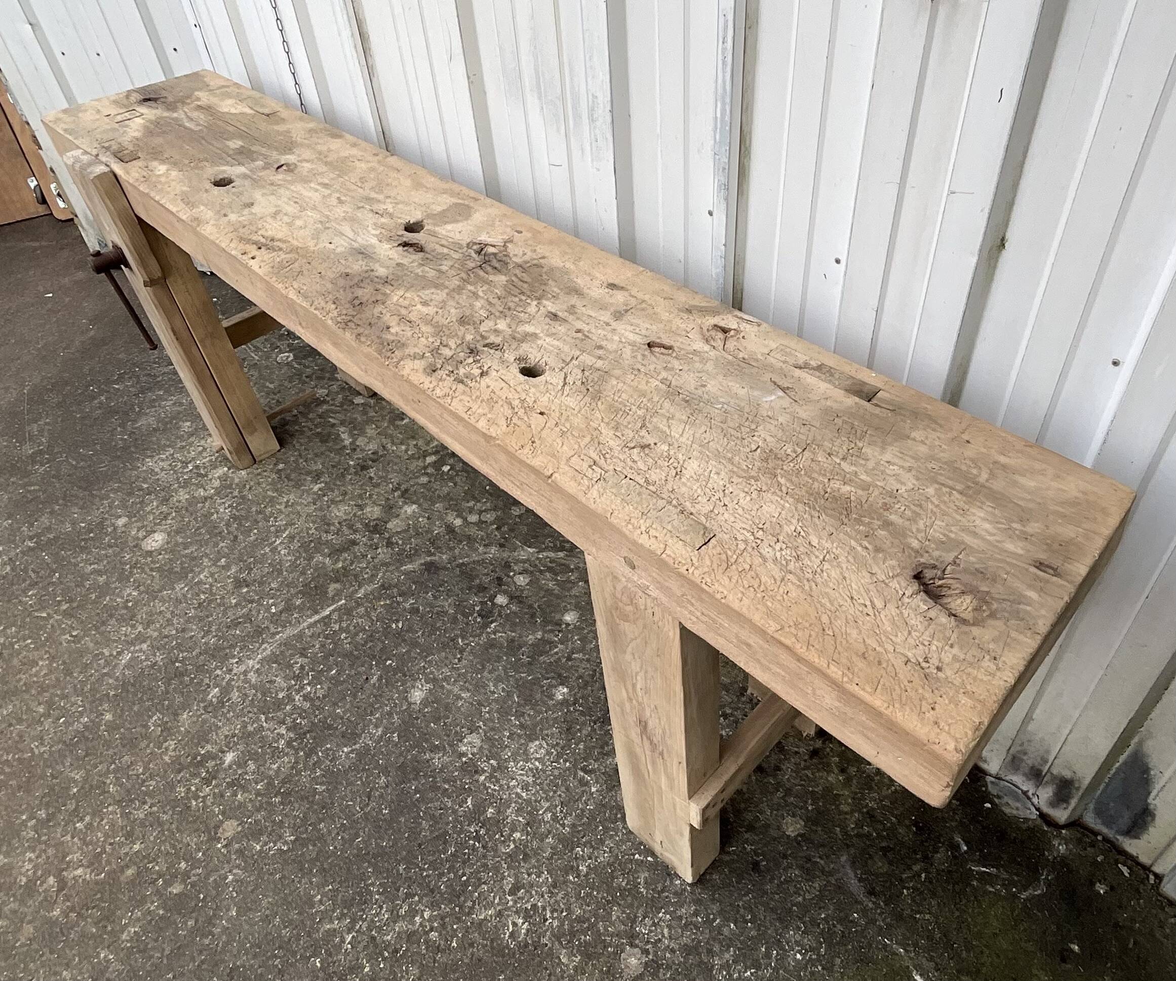 Etabli de menuisier en hêtre massif, France début XXe