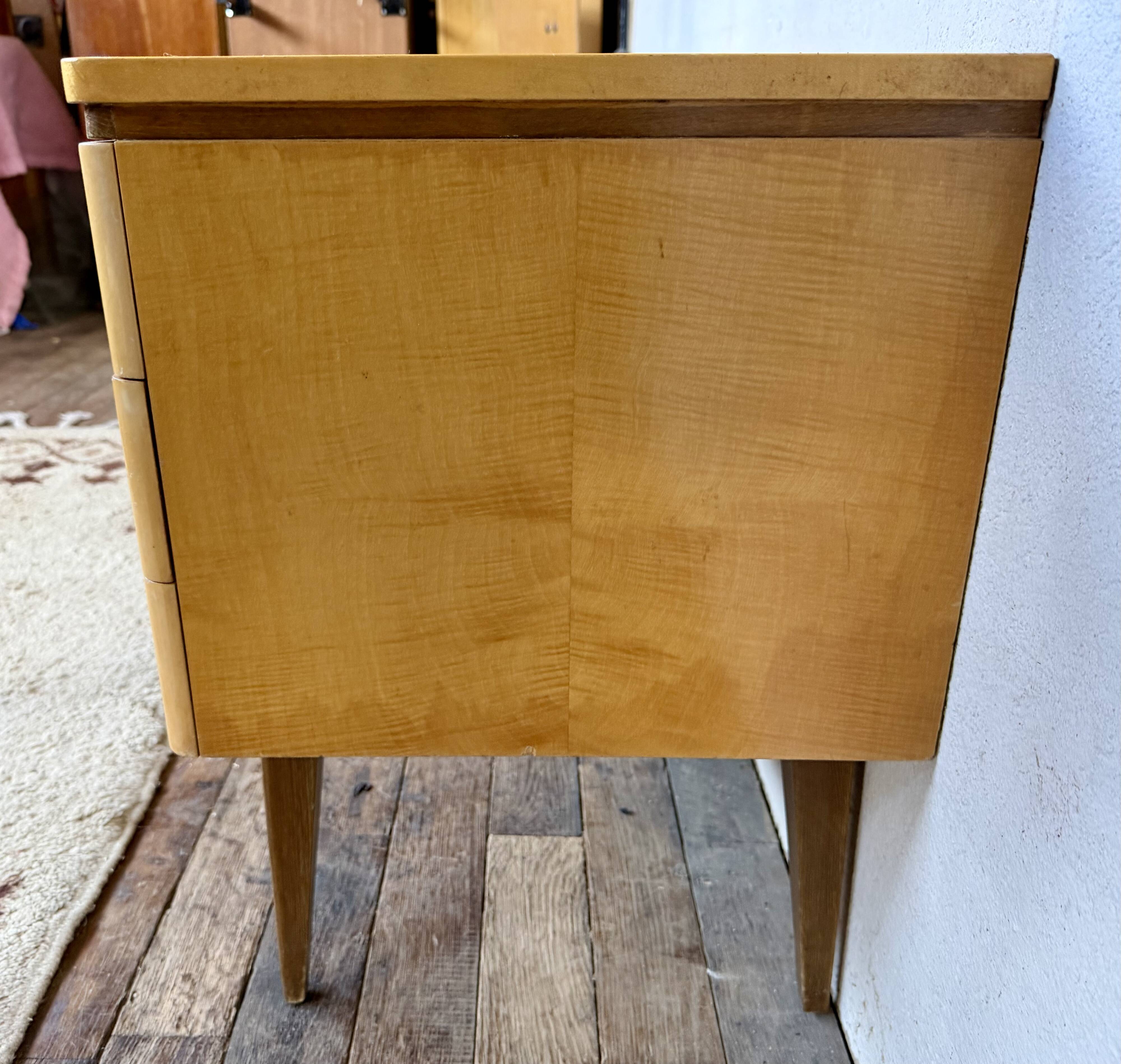 ✨ TV unit / Vintage sideboard from the 60s on tapered legs ✨