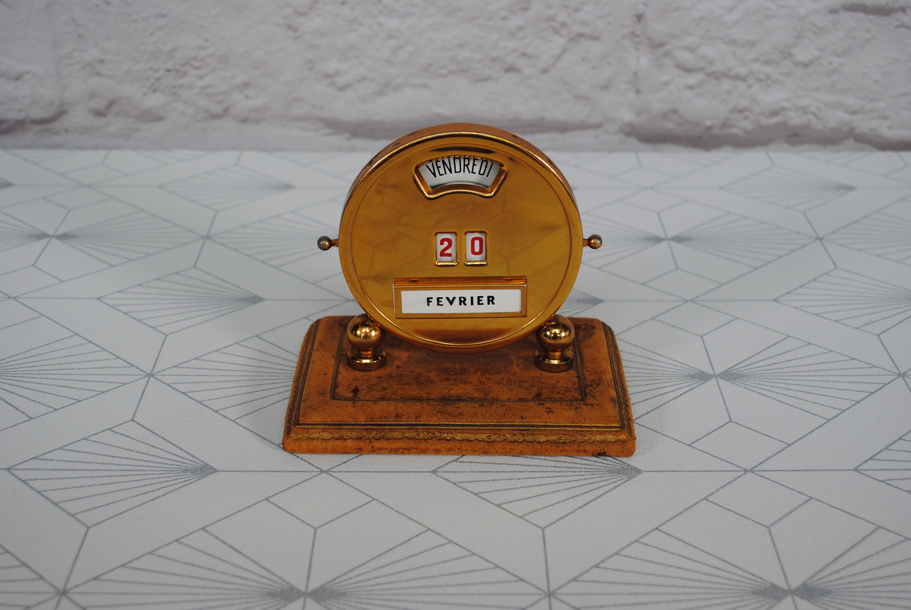 Mistral Perpetual Calendar 1960