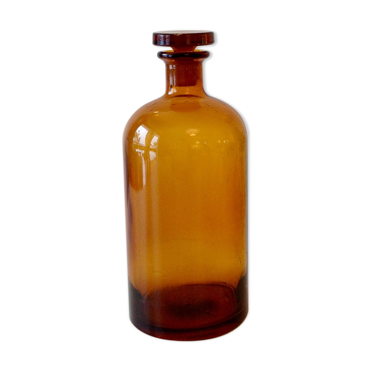 Apothecary bottle