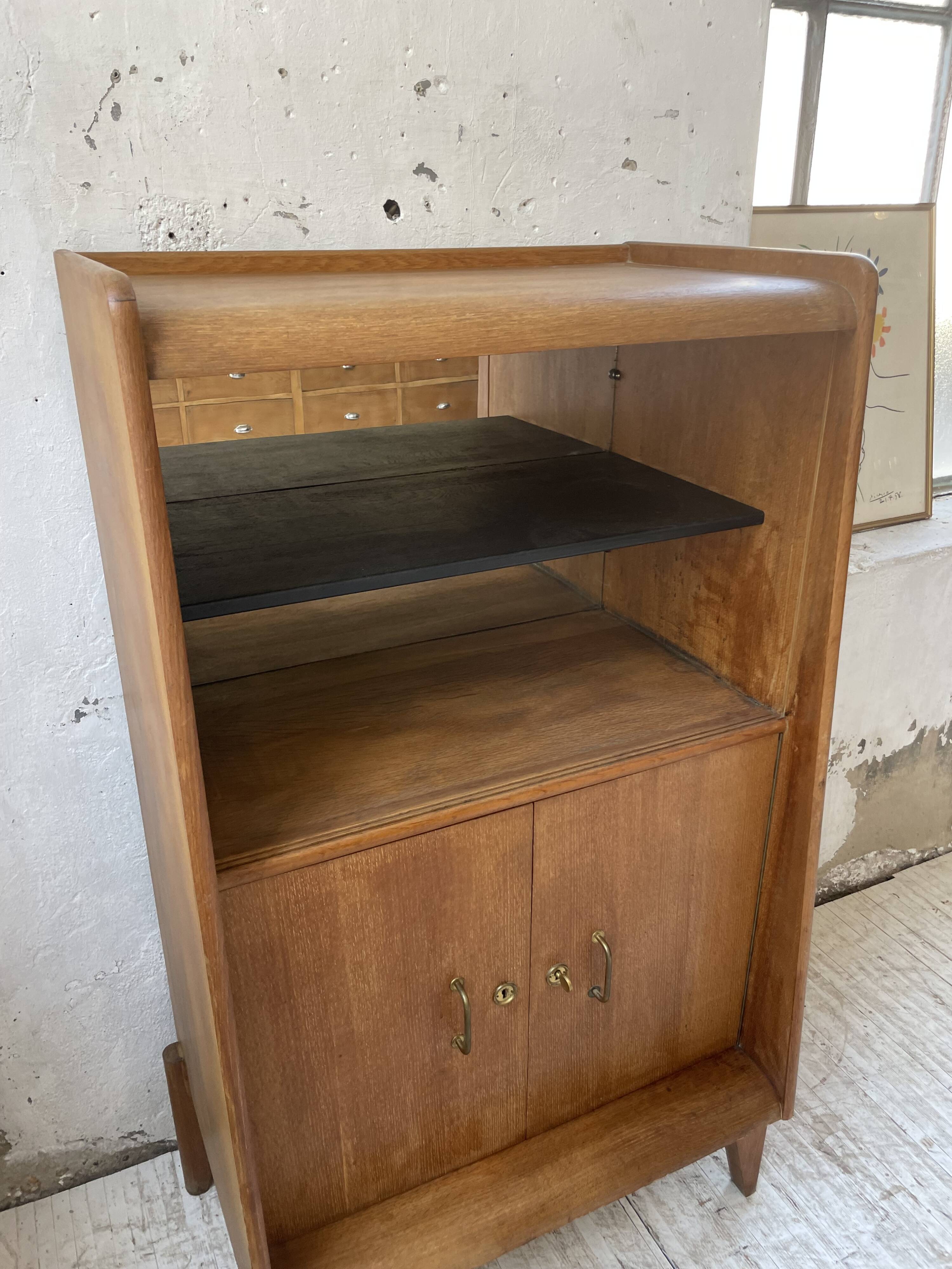 Meuble de rangement secrétaire chêne années 60