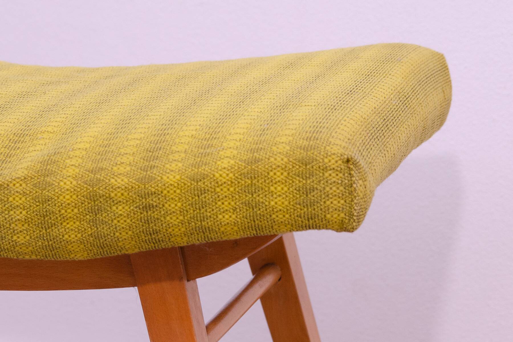 Tabouret vintage, repose-pieds, Západoslovenské nábytkárské závody, 1970