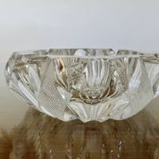 Impressive Bohemian crystal ashtray, crafted and engraved, 1950s.