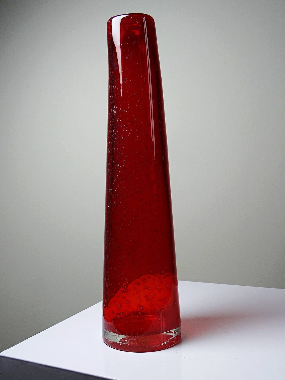 Red blown glass bubble tube vase in Murano style, vintage 80s-90s.