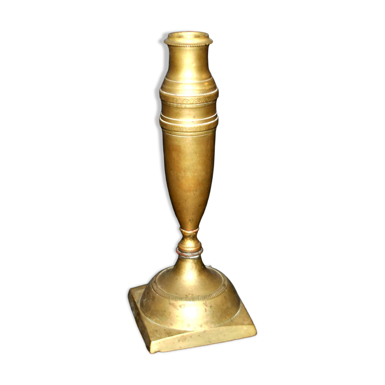 Bougeoir balustre ancien en bronze motif ciselé main