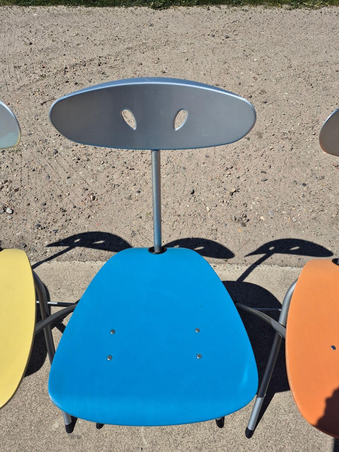 ensemble de 4 chaises pliantes Piu Bonaldo style Memphis