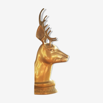 Press book in the shape of a deer