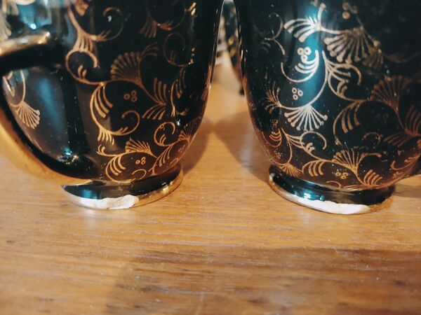 Set de 9 tasses et leur théière art déco assortie