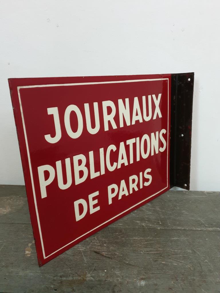 PARIS Newspapers Plaque