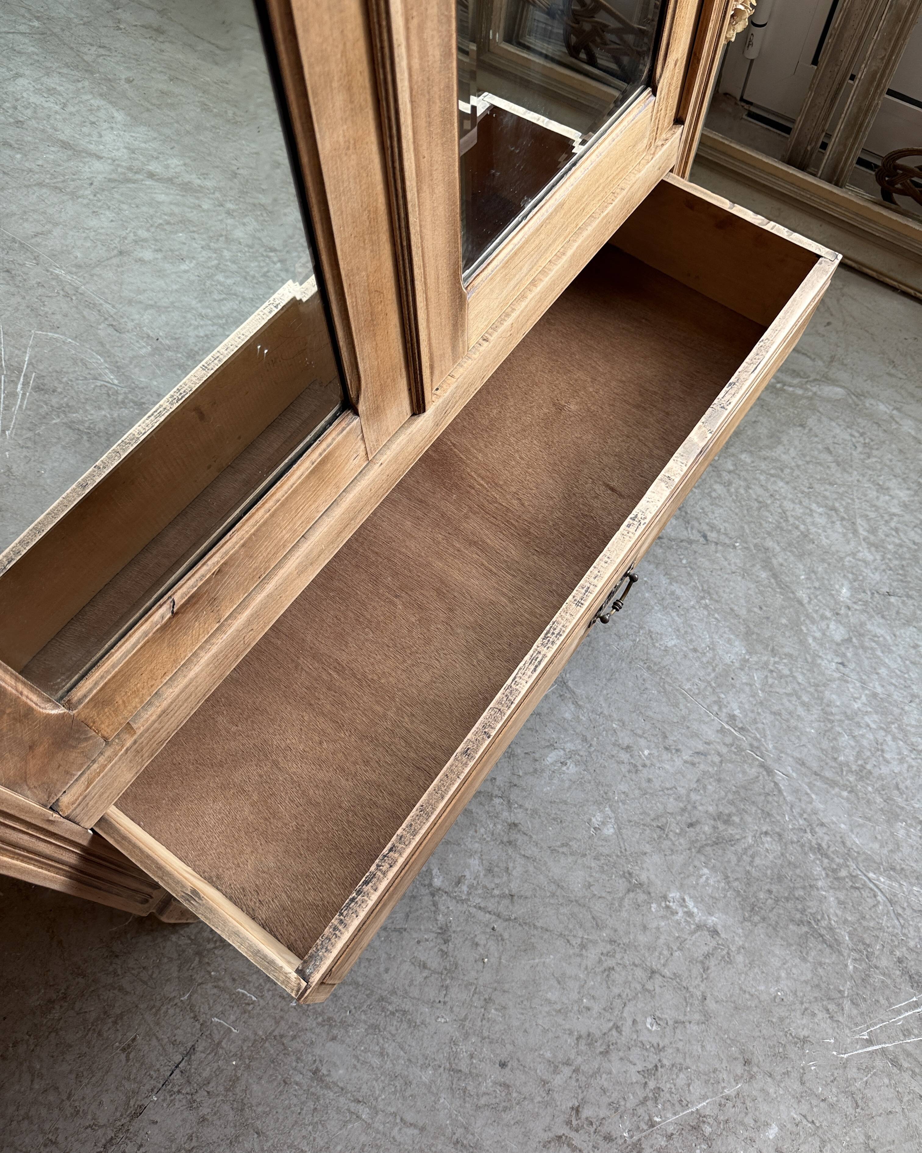 Antique Louis XVI style wardrobe (renovated)