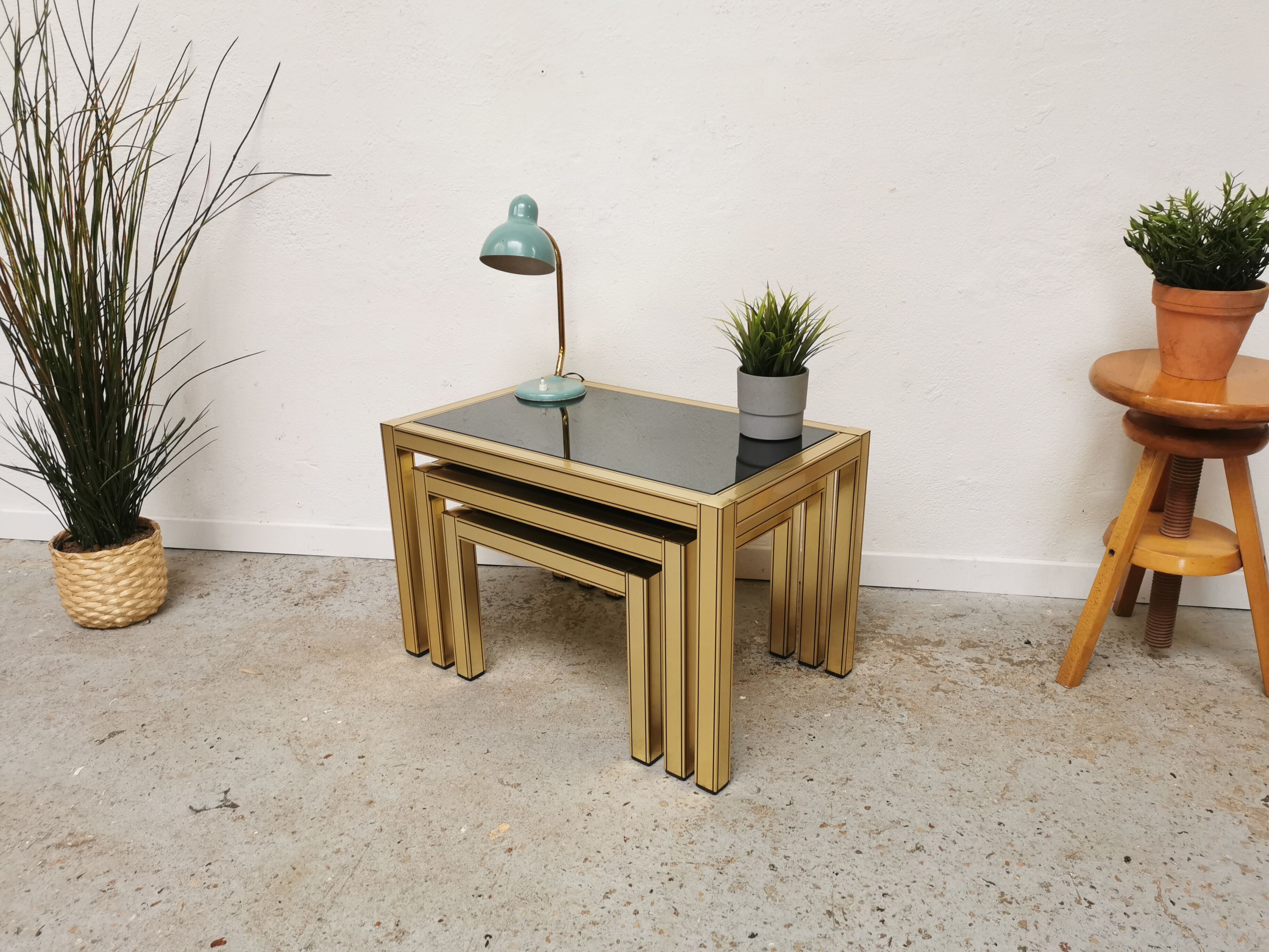Tables gigognes laiton doré vintage 1970