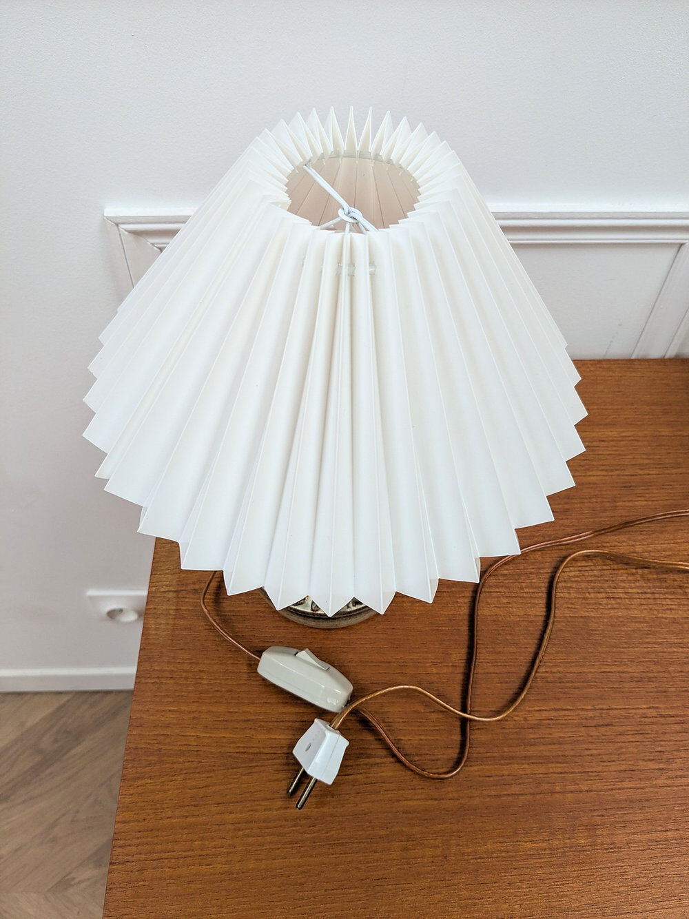 Ceramic lamp by Arne Finne & Noomi Backhausen