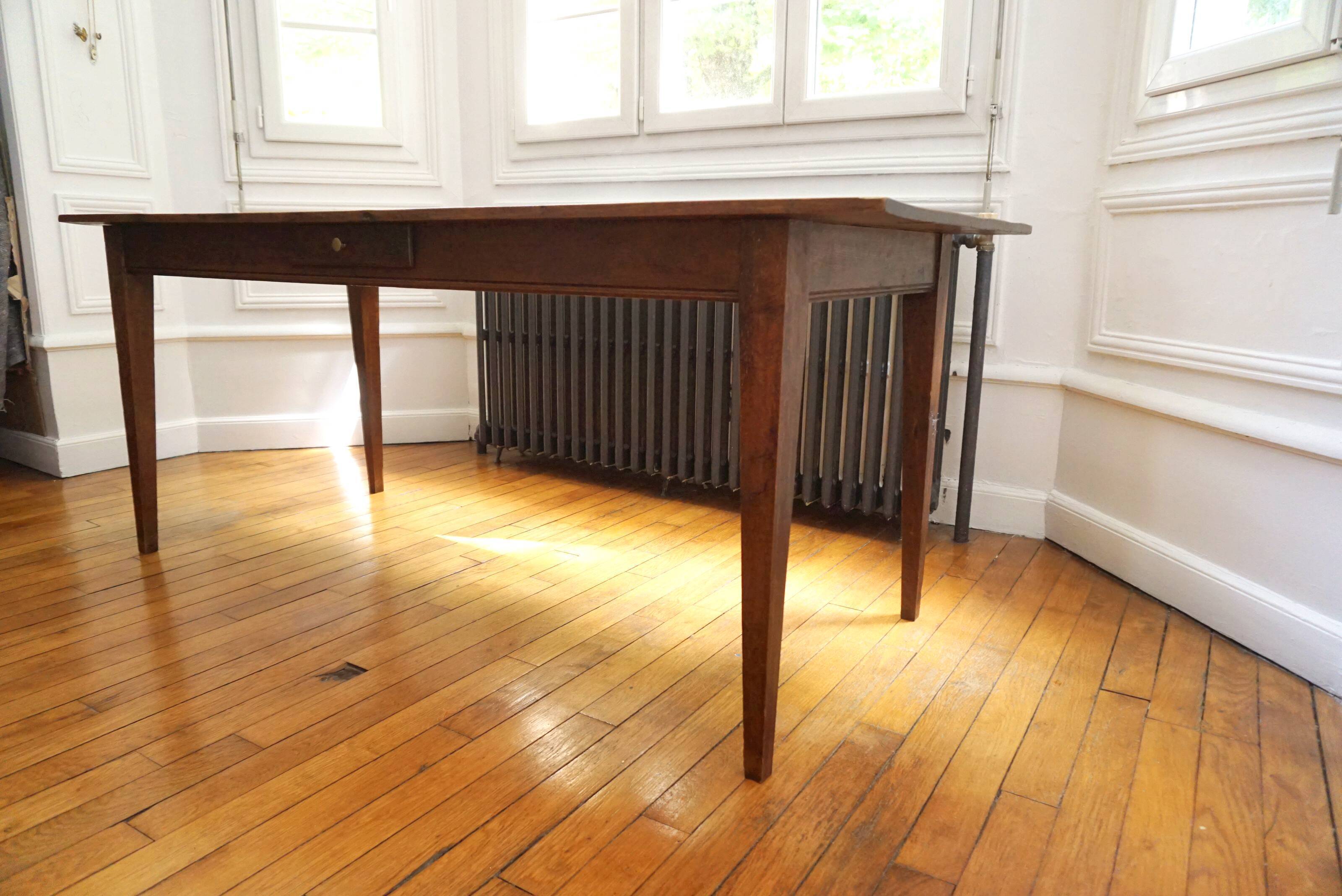 Farm table in oak with 1 drawer